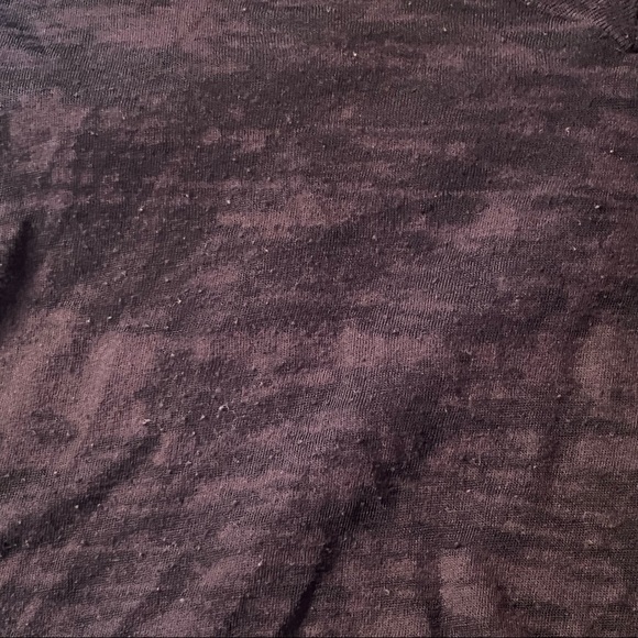 Witness Sheer Burnout Short Sleeve V-neck Tee Black Sz
Large - Picture 8 of 10